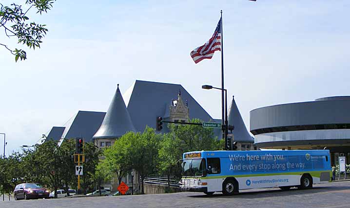 Duluth Gillig Advantage 295